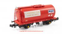 373-790 Graham Farish BR 45 Ton Class B TTA Tank Wagon number 106 - Charrington Hargreaves/Mobil Red